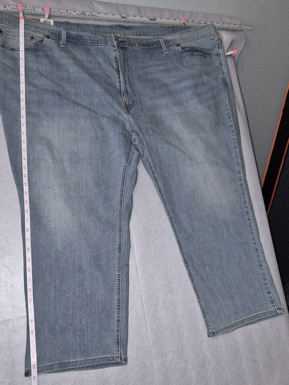 Levi's 541 Athletic Taper Stretch Jeans – Men's 58x28 – Light Wash